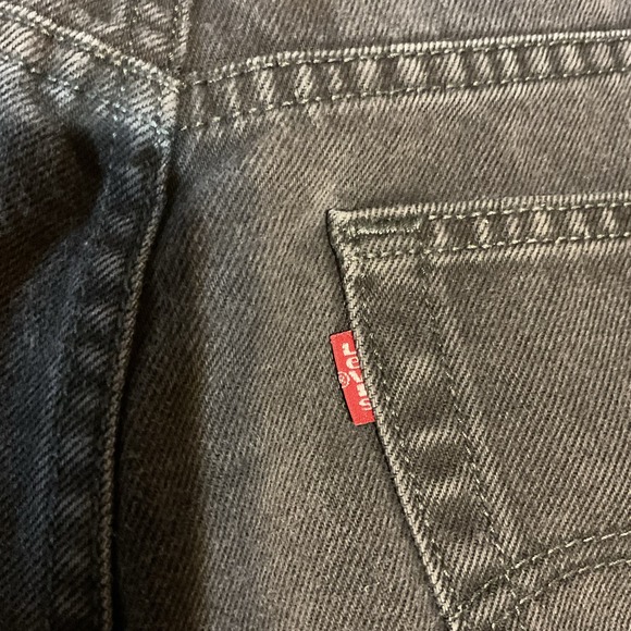Men's Black 505 Stonewashed Levi's Size 38x32 - Picture 7 of 9
